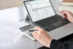 会計ソフト　弥生会計　csv　請求書区分