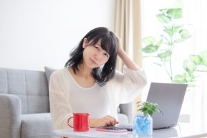 消費税　インボイス　2割特例