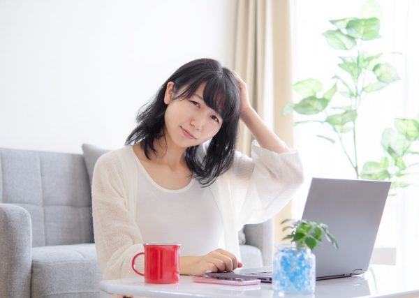 消費税　インボイス　2割特例